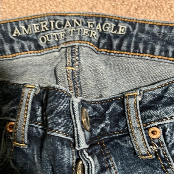 American Eagle Women’s - Boy Crop Jeans - Picture 2 of 4